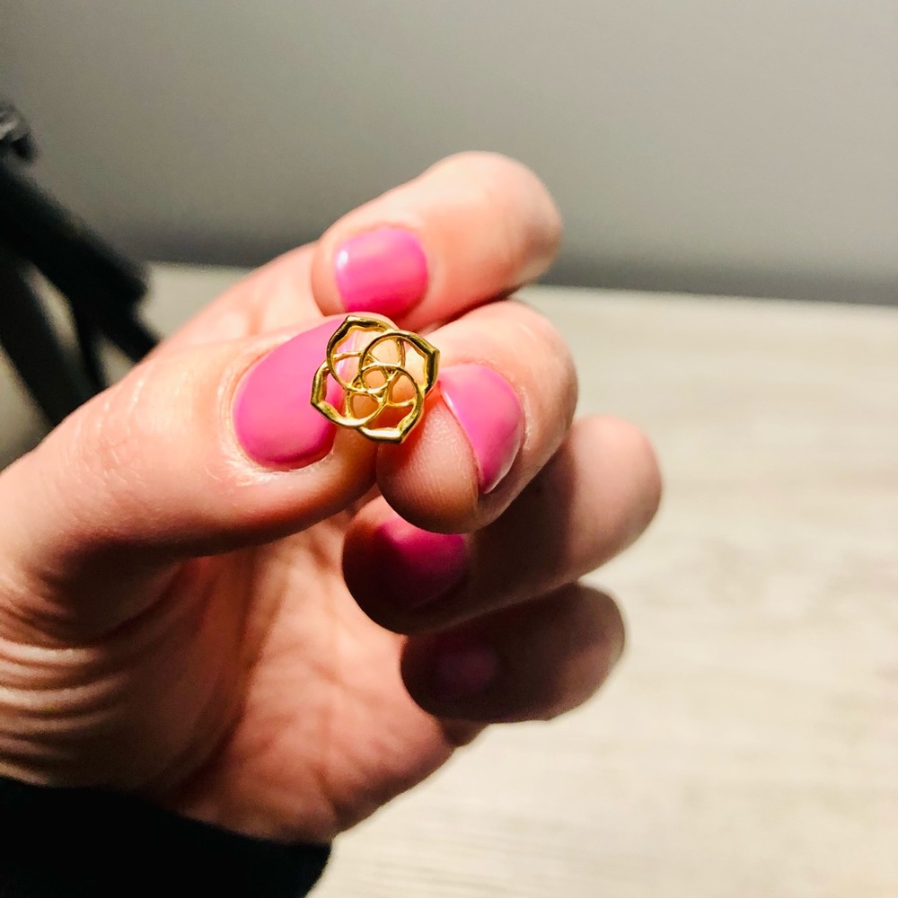 Kendra Scott Gold Earrings